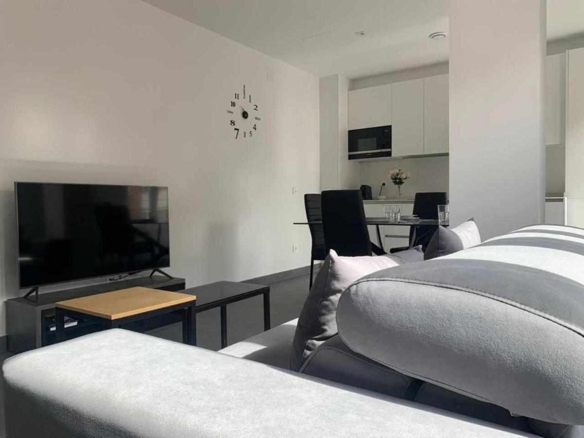 Ramon Y Cajal Suites De Luxe León Buitenkant foto