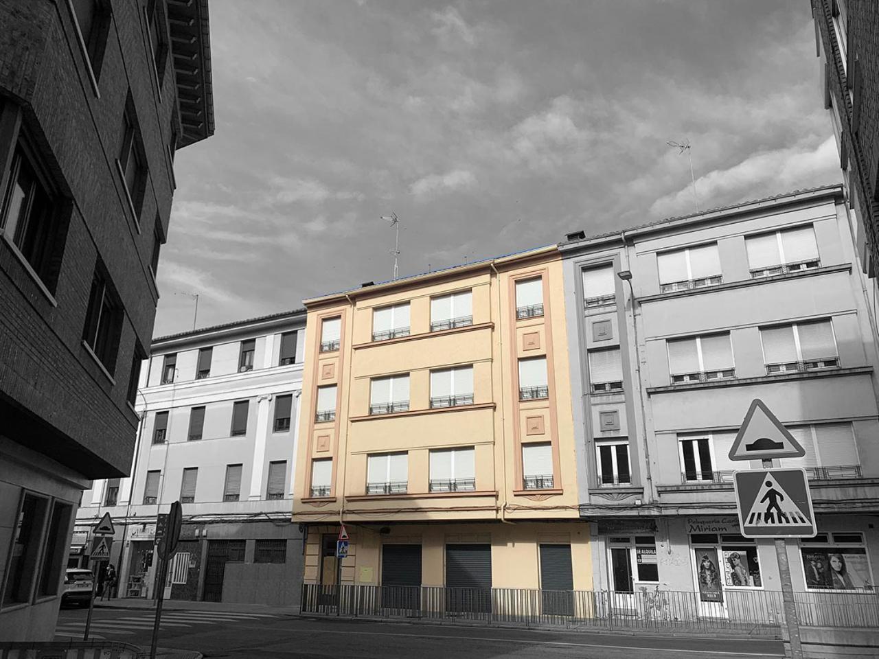 Ramon Y Cajal Suites De Luxe León Buitenkant foto