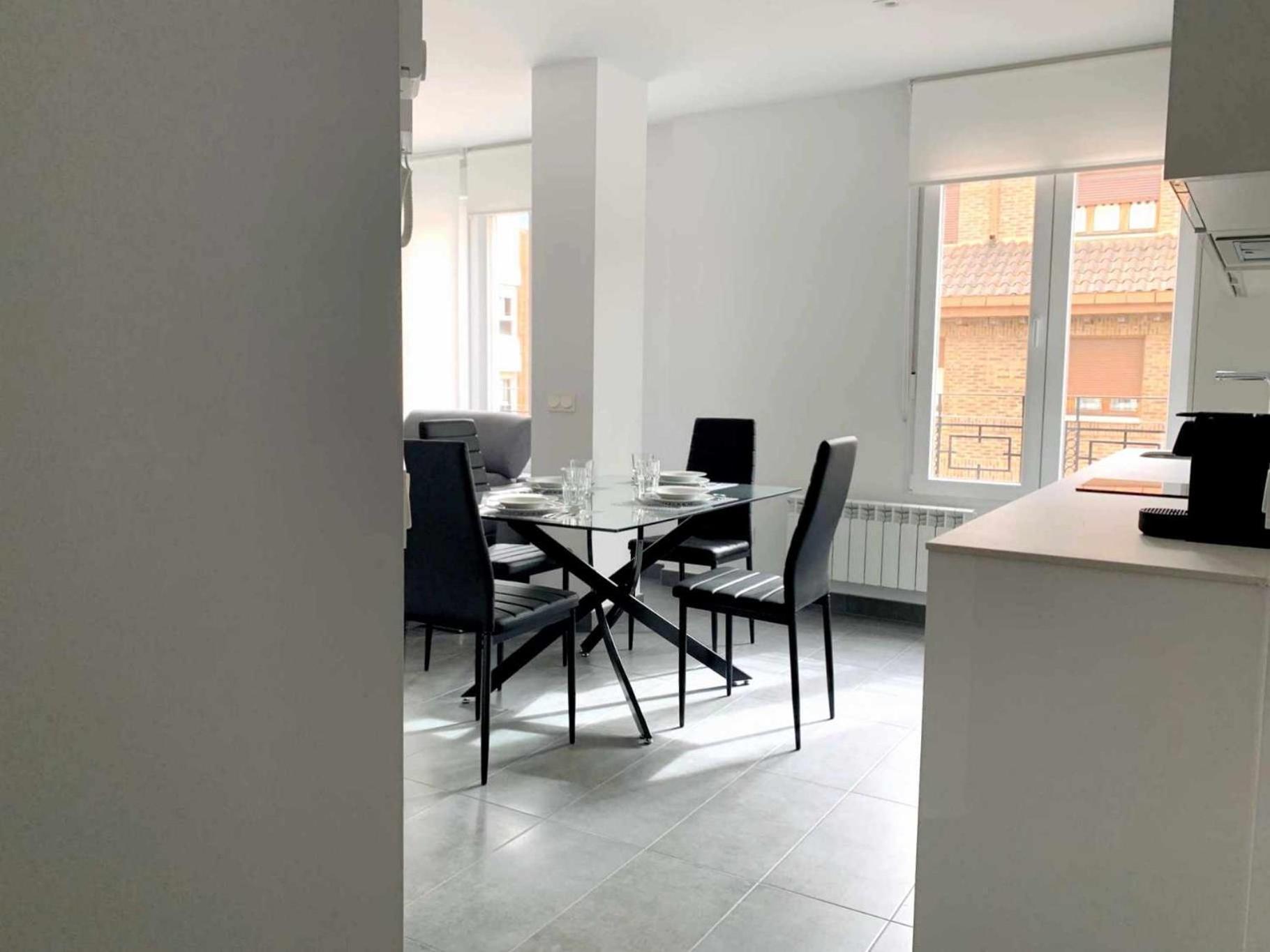 Ramon Y Cajal Suites De Luxe León Buitenkant foto